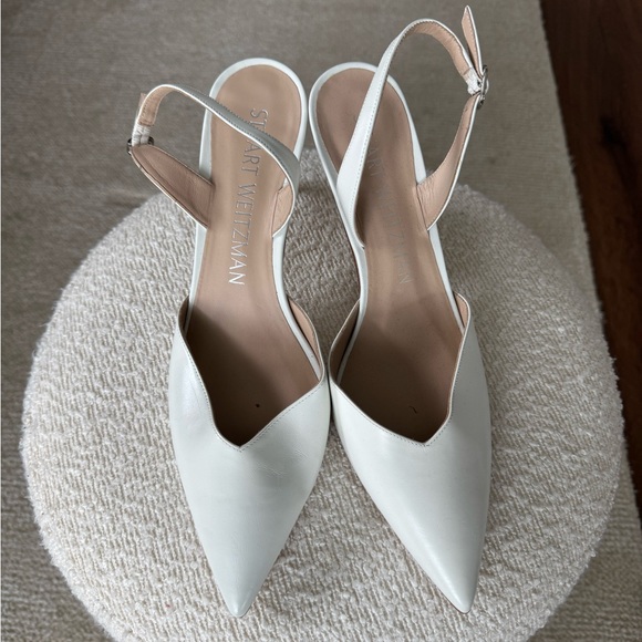 Stuart Weitzman Cream Pointed Slingback Heels - Picture 1 of 3